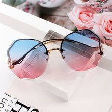 Load image into Gallery viewer, Fashion Sunglasses Women