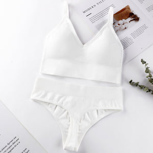 Wireless bralette underwear set