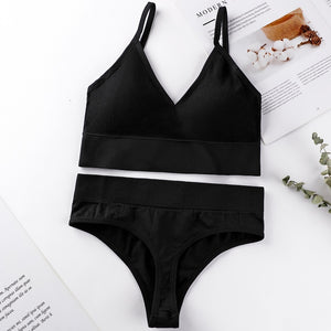 Wireless bralette underwear set