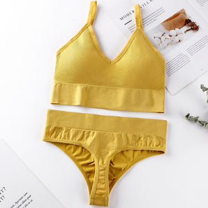 Wireless bralette underwear set