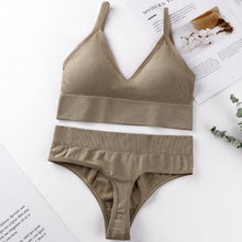 Load image into Gallery viewer, Wireless bralette underwear set
