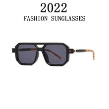 Load image into Gallery viewer, Men Fashion Glasses Luxury
